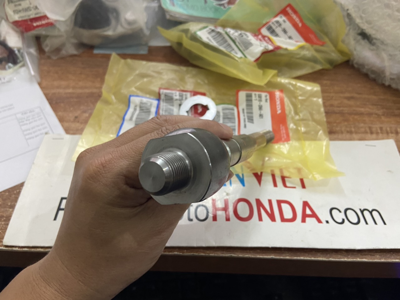 Rô tuyn lái trong xe Honda CIVIC 2006-2011